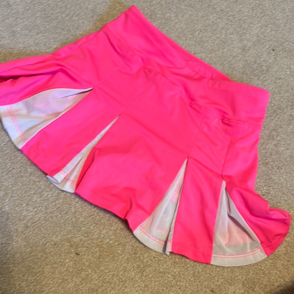 Zyia Active Girls size 8/9 Pink and White Asymmetrical Skater Skort